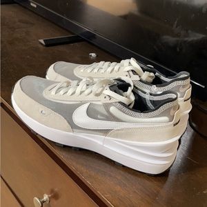 Nike Waffle 1. 9.5